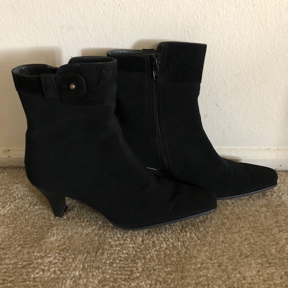Stuart Weitzman Black Ankle Boots - Picture 4 of 10